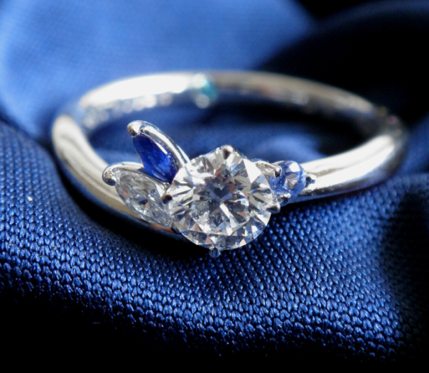 5 Reasons To Sell Your Engagement Ring After Divorce