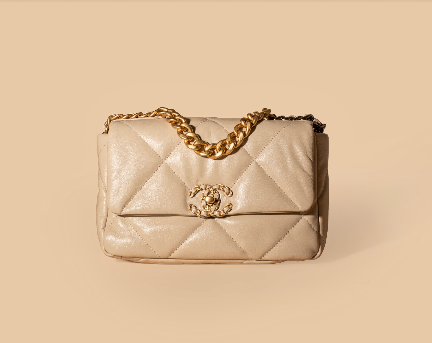 ustabil Skru ned afbalanceret Top 7 Most Affordable Chanel Bags | WP Diamonds